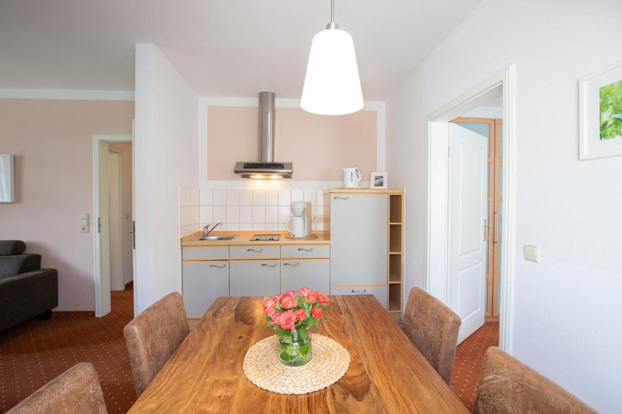 Seehotel Lindenhof ลีเคน ภายนอก รูปภาพ
