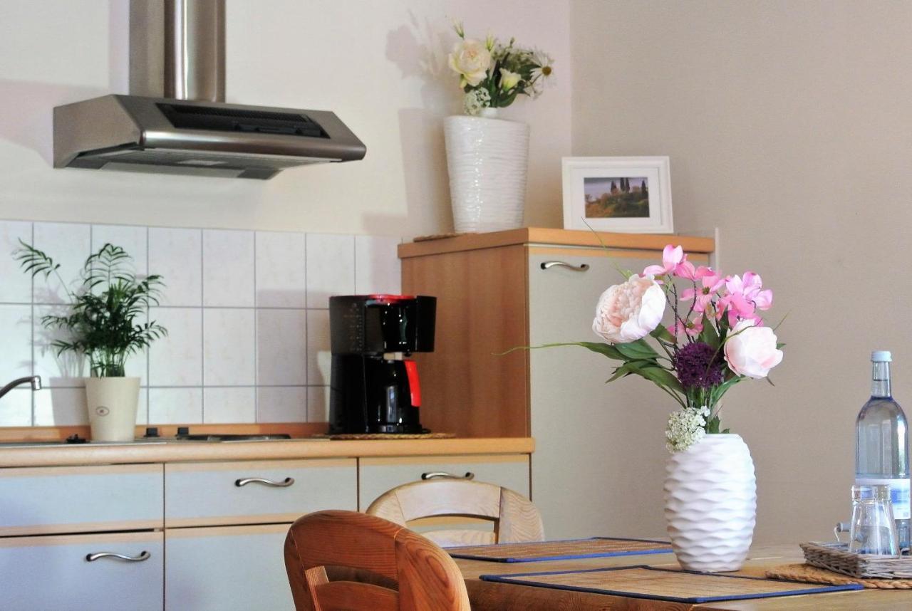 Seehotel Lindenhof ลีเคน ภายนอก รูปภาพ