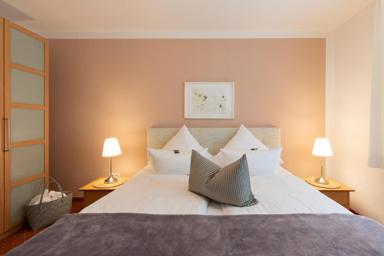 Seehotel Lindenhof ลีเคน ภายนอก รูปภาพ